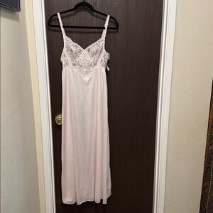 NWT Vintage Olga Pink Ice Lace Bodice Satin Maxi Night Gown Lingerie Large 91360